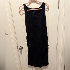 Black Sleeveless Maternity Dress
